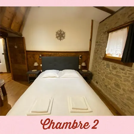 L'eterlou Authentique Partie De Corps De Ferme 10pers. Holiday home Targassonne